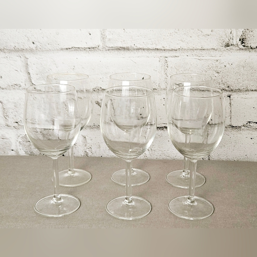 IKEA SVALKA Wine Glass Set of 6 Clear Stemware New in Box